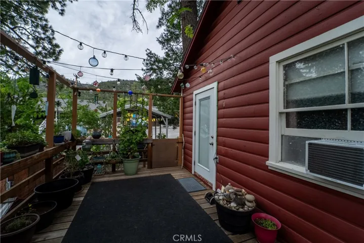 1842 Sparrow, Wrightwood, California 92397