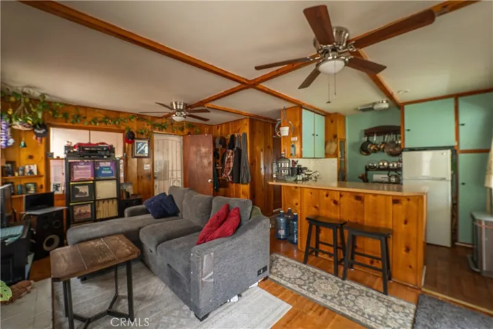 1842 Sparrow, Wrightwood, California 92397