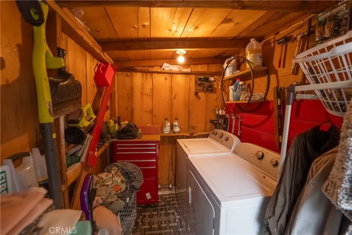 1842 Sparrow, Wrightwood, California 92397