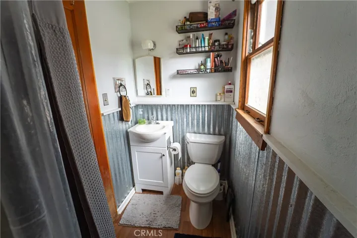 1842 Sparrow, Wrightwood, California 92397
