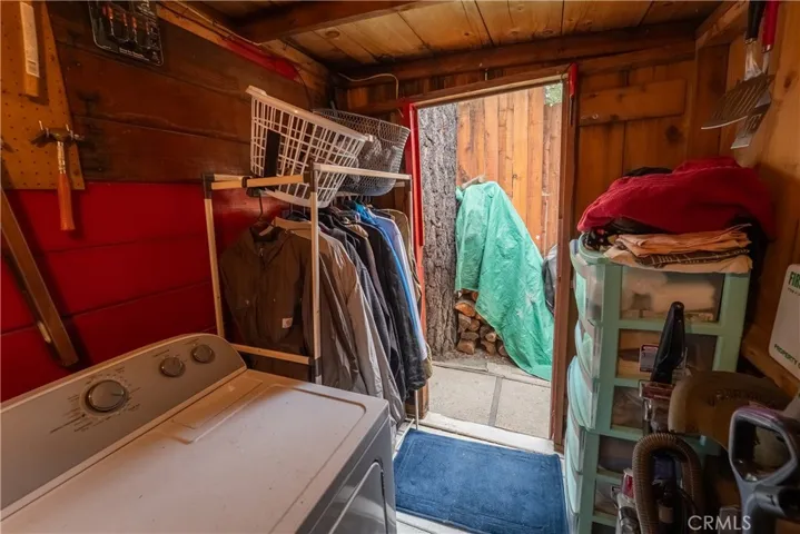 1842 Sparrow, Wrightwood, California 92397