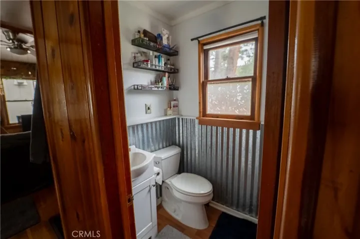 1842 Sparrow, Wrightwood, California 92397