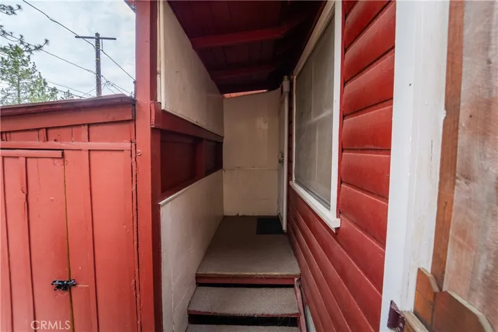 1842 Sparrow, Wrightwood, California 92397