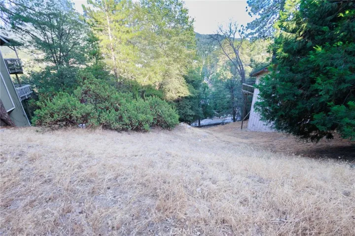 310 Wylerhorn, Crestline, California 92325