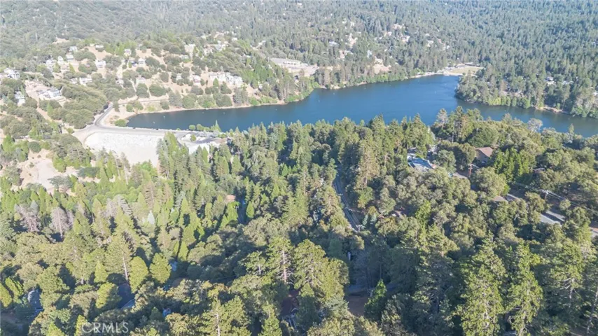 310 Wylerhorn, Crestline, California 92325