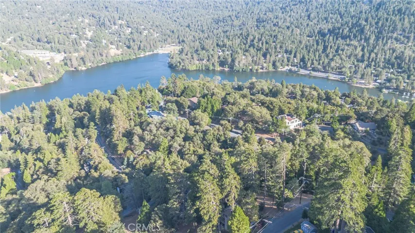 310 Wylerhorn, Crestline, California 92325