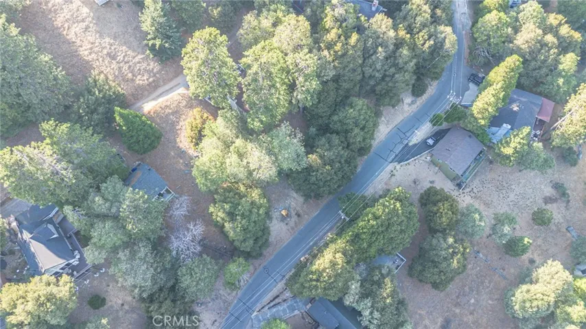 310 Wylerhorn, Crestline, California 92325