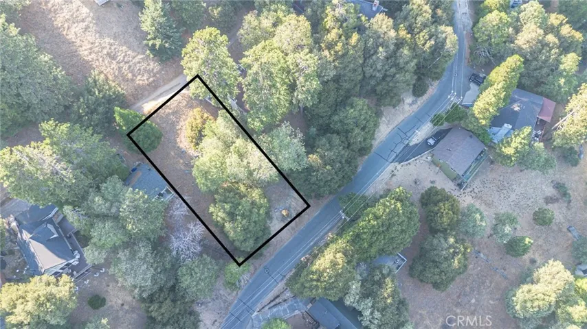 310 Wylerhorn, Crestline, California 92325