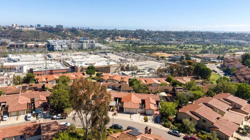 6931 Camino Revueltos, San Diego, California 92111