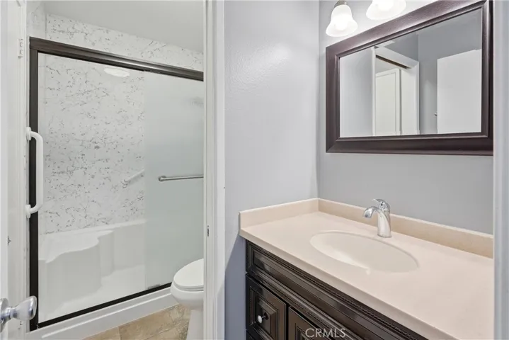 Separate vanity for bedroom 2