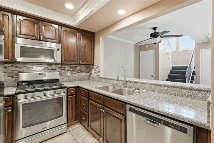 Granite countertops in the kitchen
