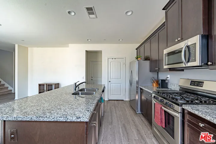 14224 Volterra Way, Beaumont, California 92223