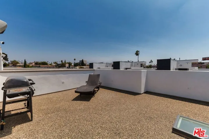 4826 1/2 Pickford Street, Los Angeles, California 90019