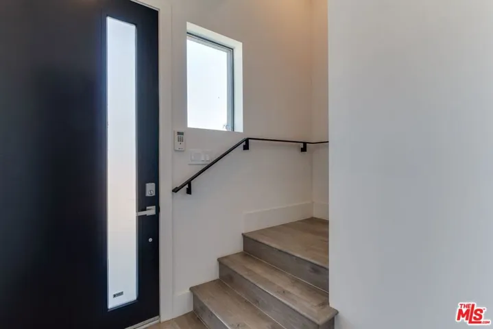 4826 1/2 Pickford Street, Los Angeles, California 90019