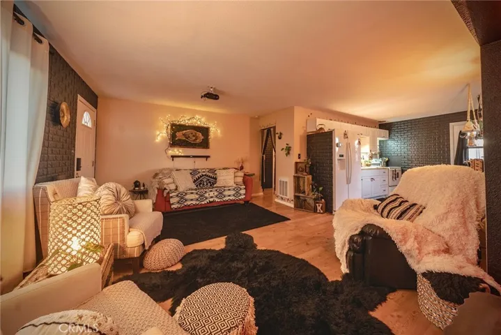 164 Old Woman Springs, Yucca Valley, California 92284