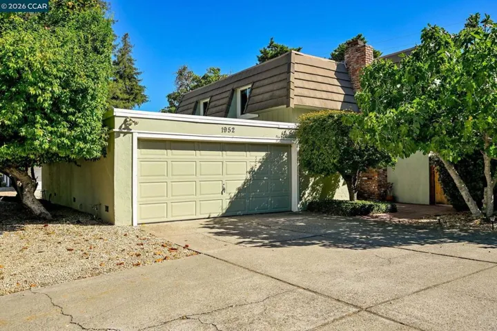 1952 Oak Grove Rd, Walnut Creek, California 94598