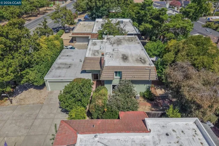 1952 Oak Grove Rd, Walnut Creek, California 94598