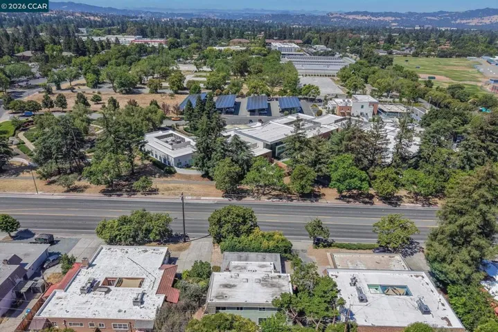 1952 Oak Grove Rd, Walnut Creek, California 94598