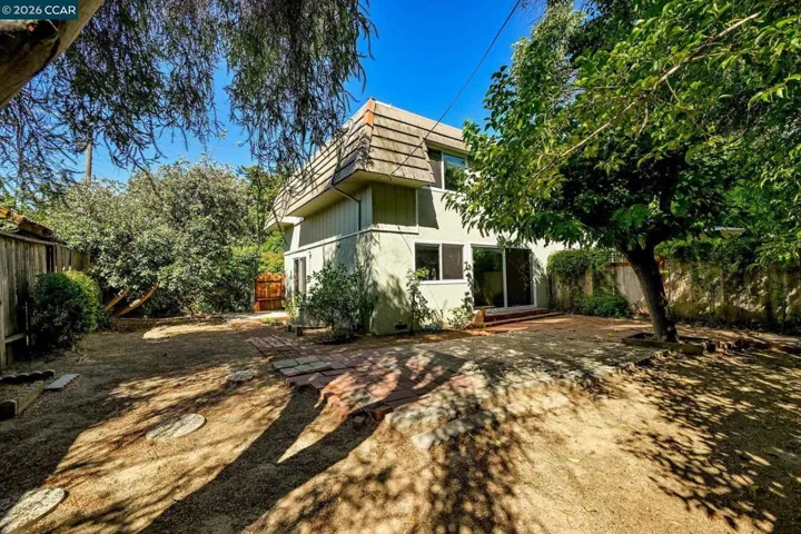 1952 Oak Grove Rd, Walnut Creek, California 94598