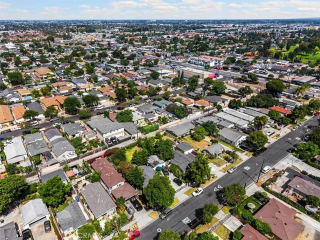 304 N Susan A And B, Santa Ana, California 92703