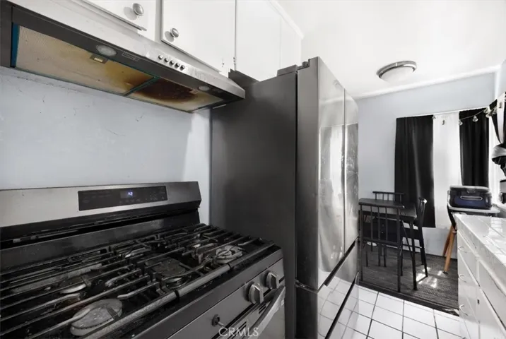 304 N Susan A And B, Santa Ana, California 92703