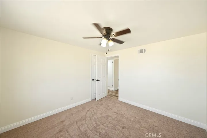 11498 Shahaptain, Hesperia, California 92345