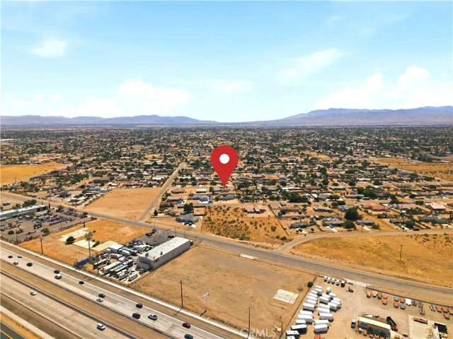 11498 Shahaptain, Hesperia, California 92345
