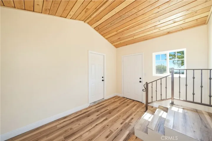 11498 Shahaptain, Hesperia, California 92345