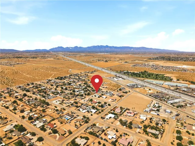 11498 Shahaptain, Hesperia, California 92345