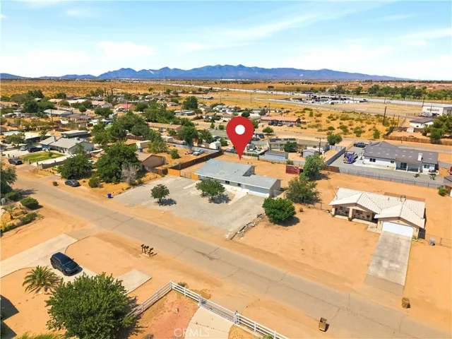 11498 Shahaptain, Hesperia, California 92345