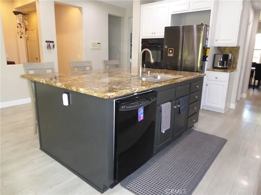 17115 Noble View Circle, Riverside, California 92503 — photo 5