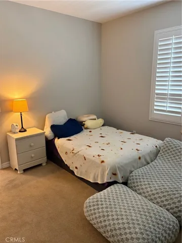 Second Jack-N-Jill bedroom.