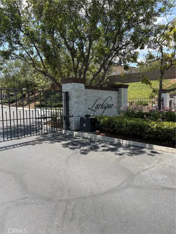 Entrance to Larkspur Community off Victoria St. & West of La Seirra Ave.