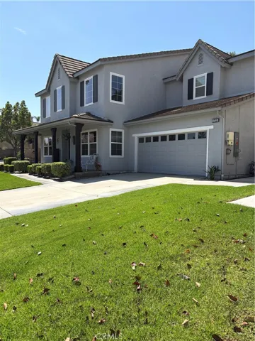 Front & Side view of Home.