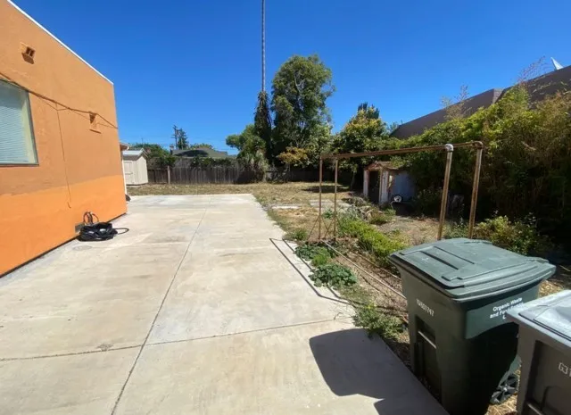 914 Alice, San Leandro, California 94577