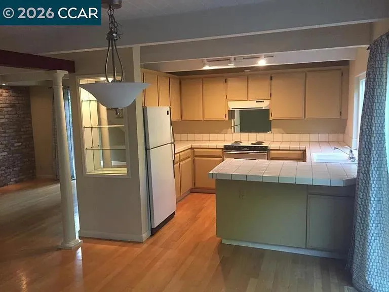 1950 Pre-Tenant