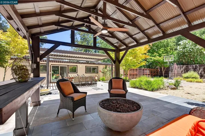 30 Dias Dorados, Orinda, California 94563