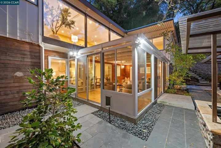 30 Dias Dorados, Orinda, California 94563