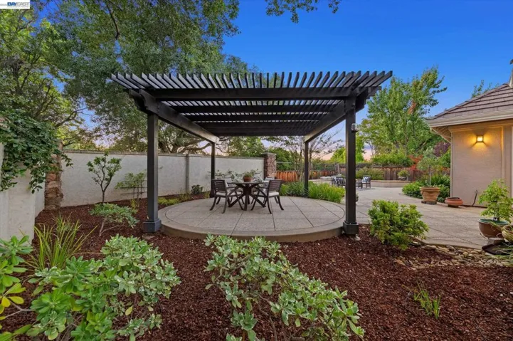 408 Cabonia Ct, Pleasanton, California 94566-5201