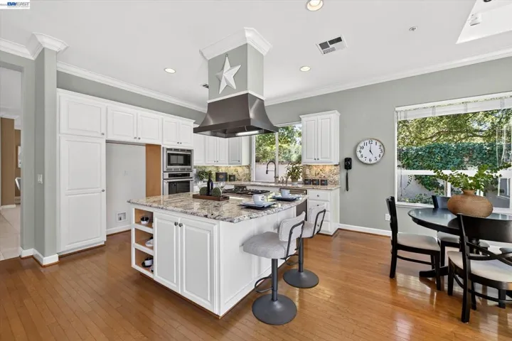 408 Cabonia Ct, Pleasanton, California 94566-5201