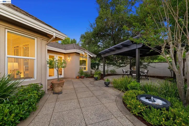 408 Cabonia Ct, Pleasanton, California 94566-5201