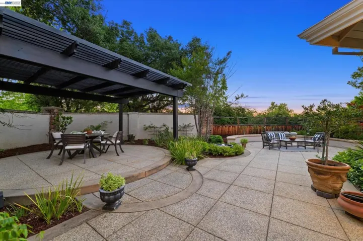 408 Cabonia Ct, Pleasanton, California 94566-5201
