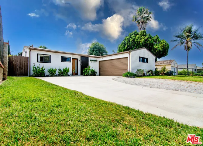8030 Hesperia Avenue, Los Angeles, California 91335