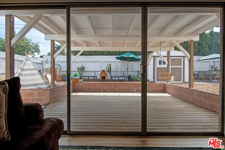 8030 Hesperia Avenue, Los Angeles, California 91335