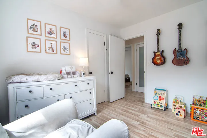 8030 Hesperia Avenue, Los Angeles, California 91335