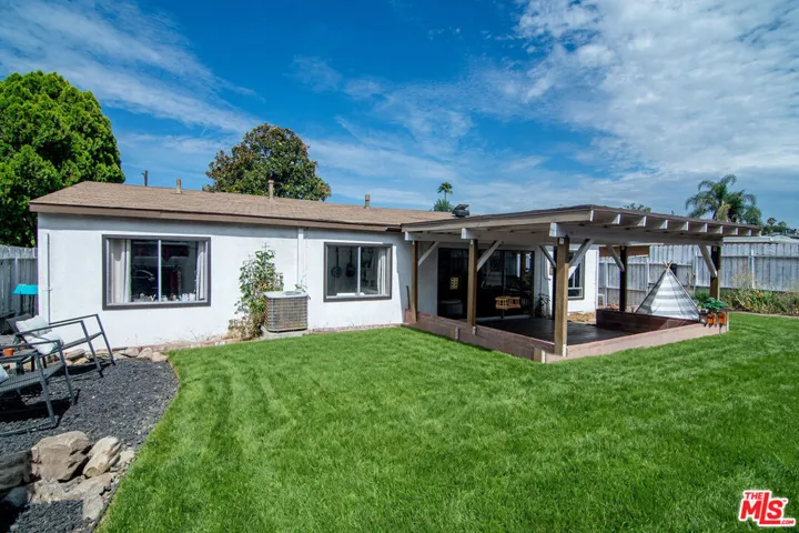 8030 Hesperia Avenue, Los Angeles, California 91335