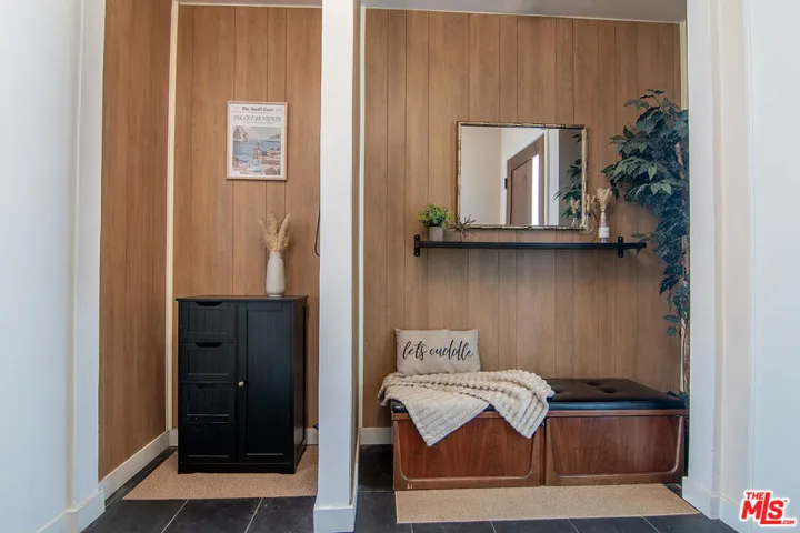 8030 Hesperia Avenue, Los Angeles, California 91335