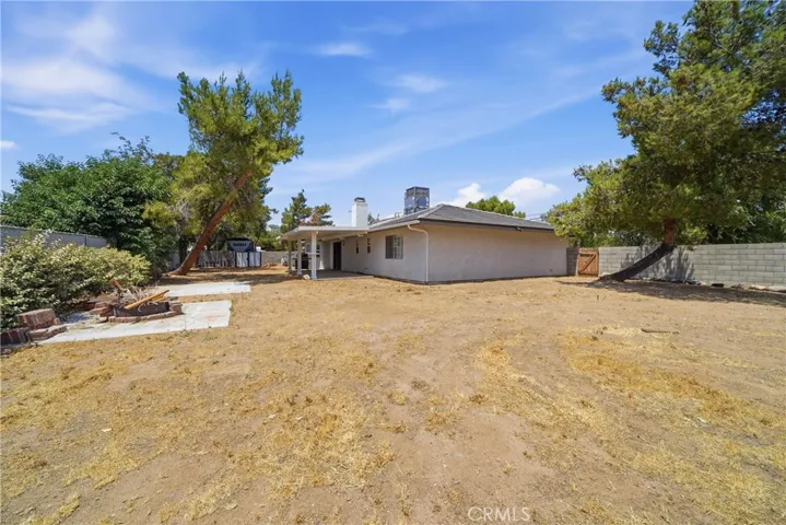17041 Fairburn, Hesperia, California 92345