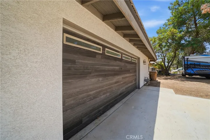 17041 Fairburn, Hesperia, California 92345