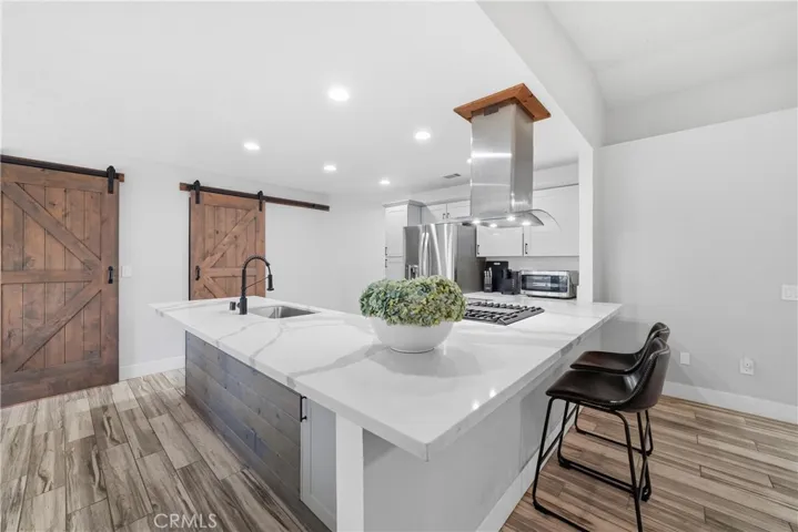 17041 Fairburn, Hesperia, California 92345